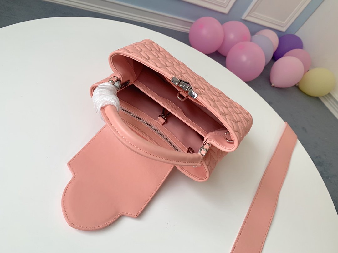 LV Capucines Small handbag M55534