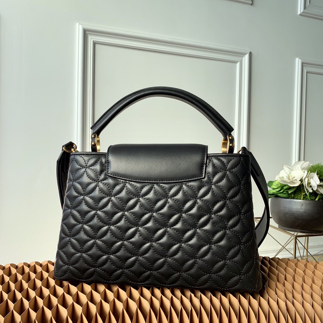 LV Capucines Monogram handbag 31CM Black