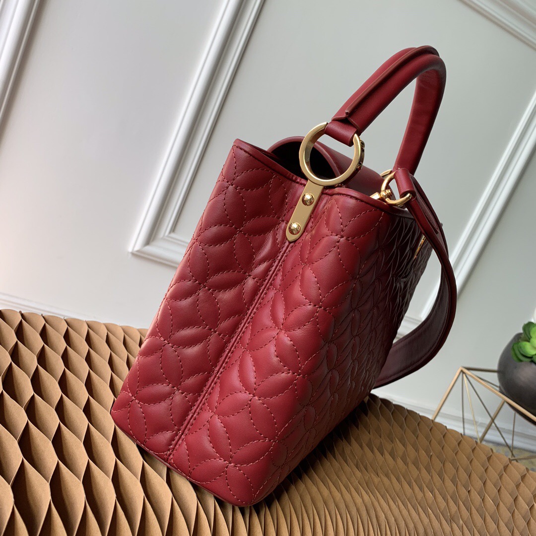 LV Capucines Monogram handbag 31CM Red