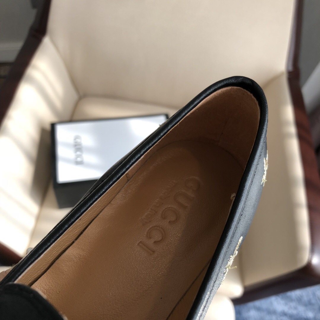 Gvc*1 shoes Black