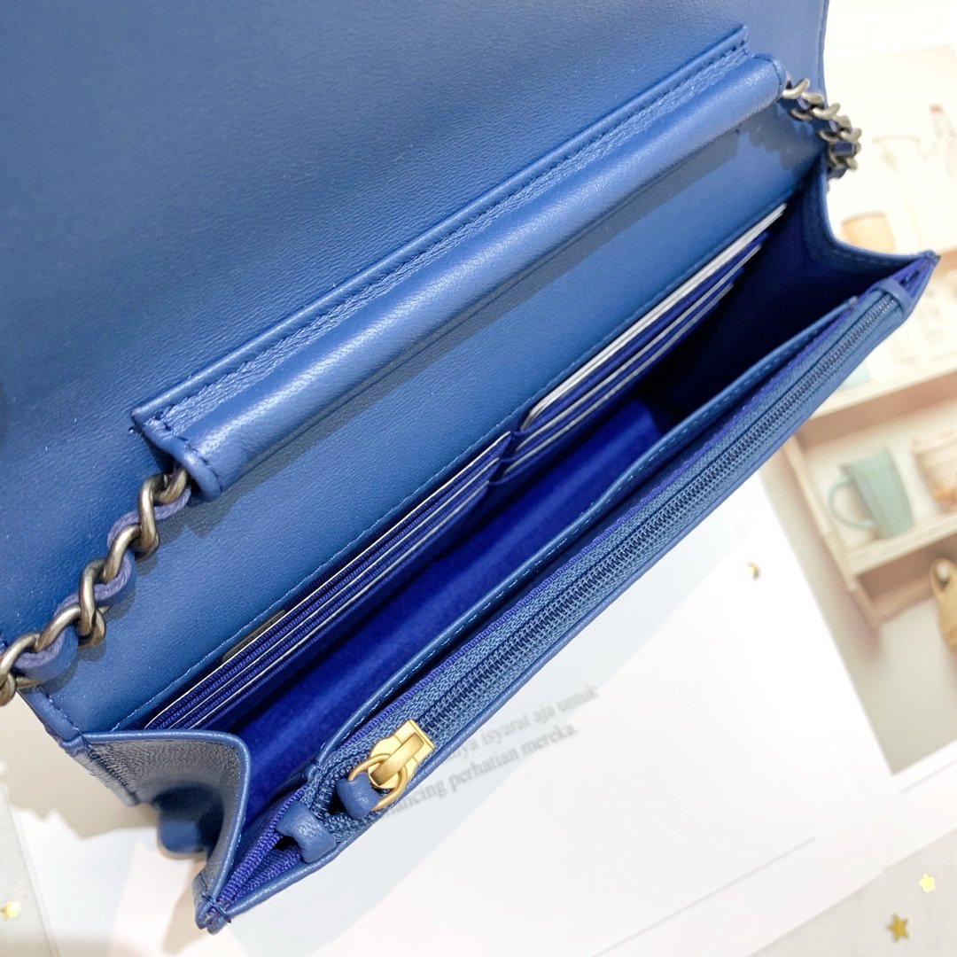 Ch**el Calfskin Gabrielle Woc bag