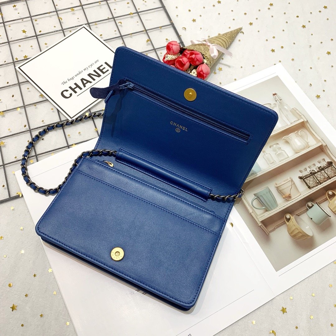 Ch**el Calfskin Gabrielle Woc bag
