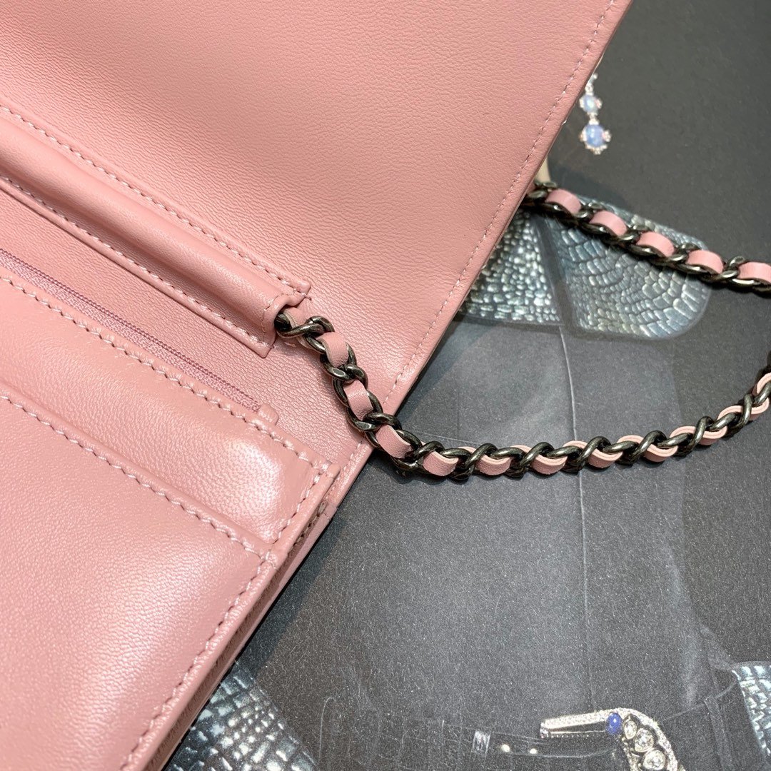 Ch**el Calfskin Gabrielle Woc bag 02