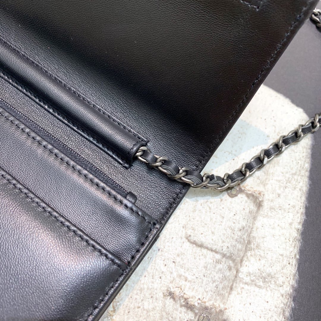 Ch**el Calfskin Gabrielle Woc bag 07