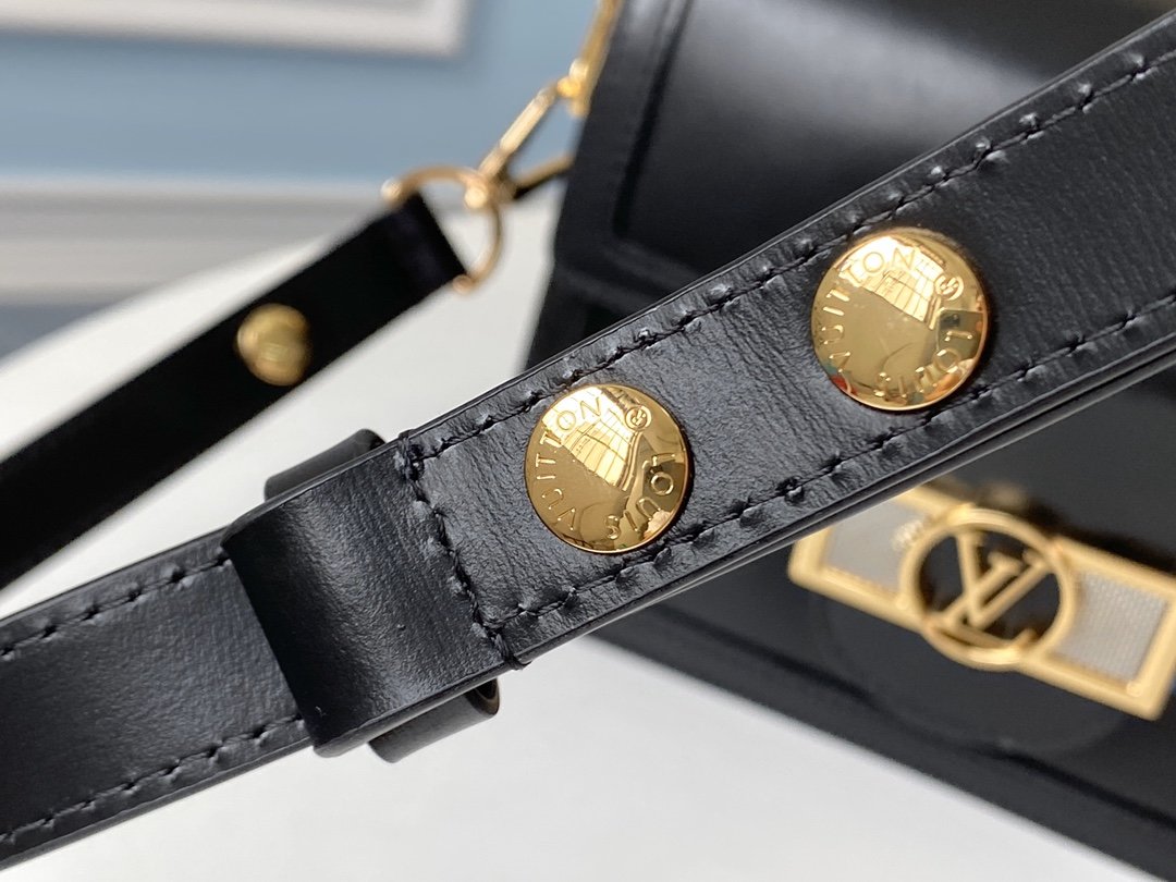 LV Dauphine Handbags 20CM black