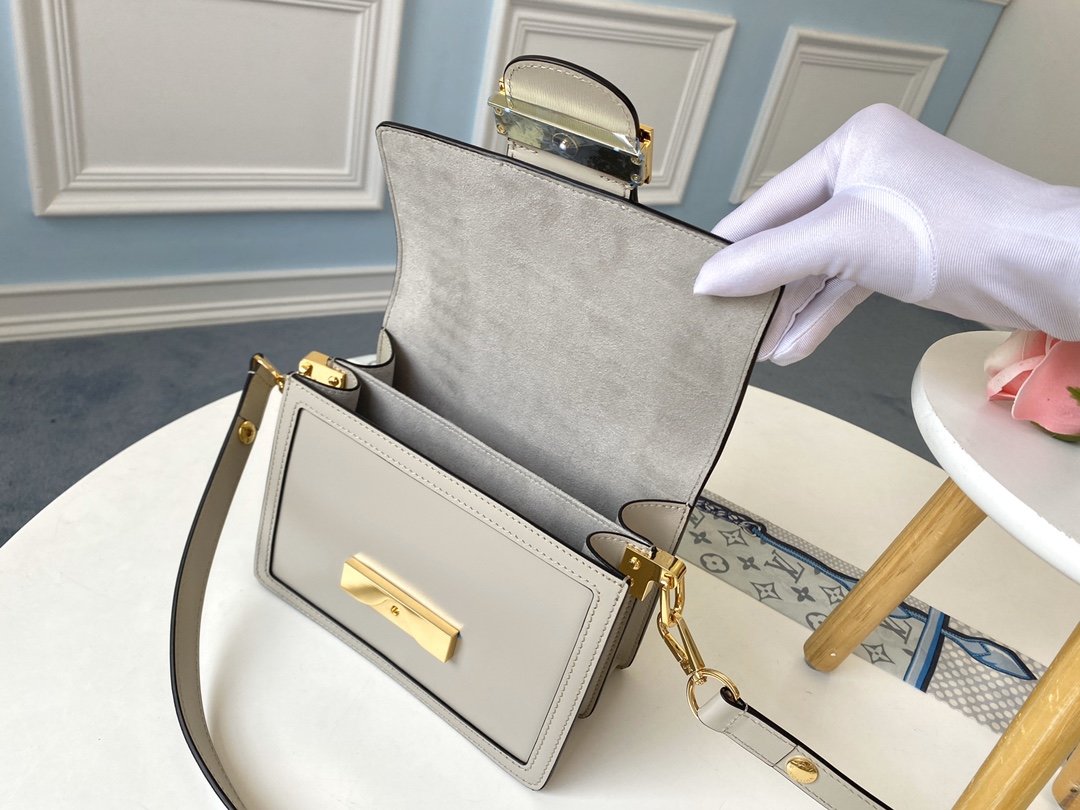 LV Dauphine Handbags 20CM