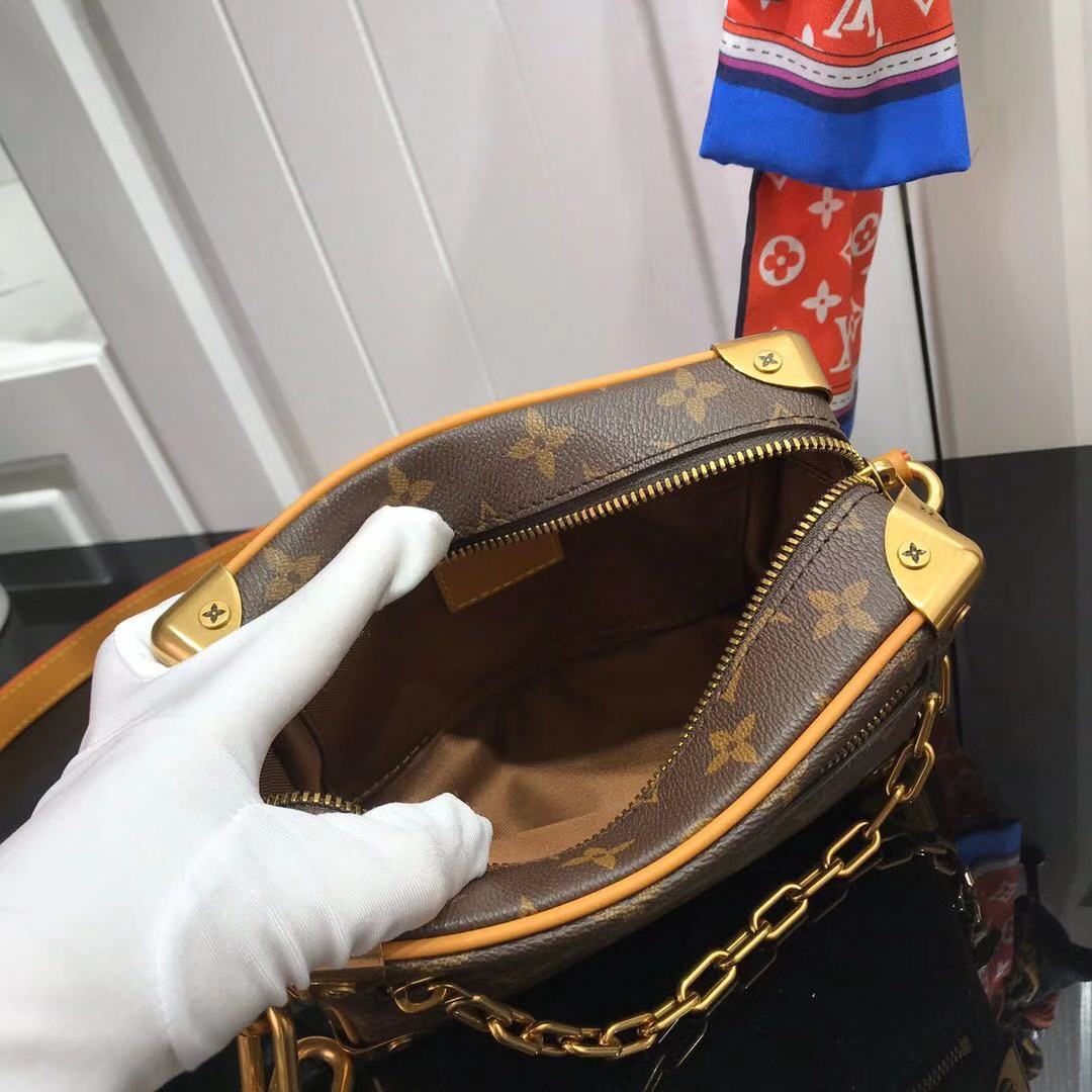 LV MINI SOFT TRUNK M44480