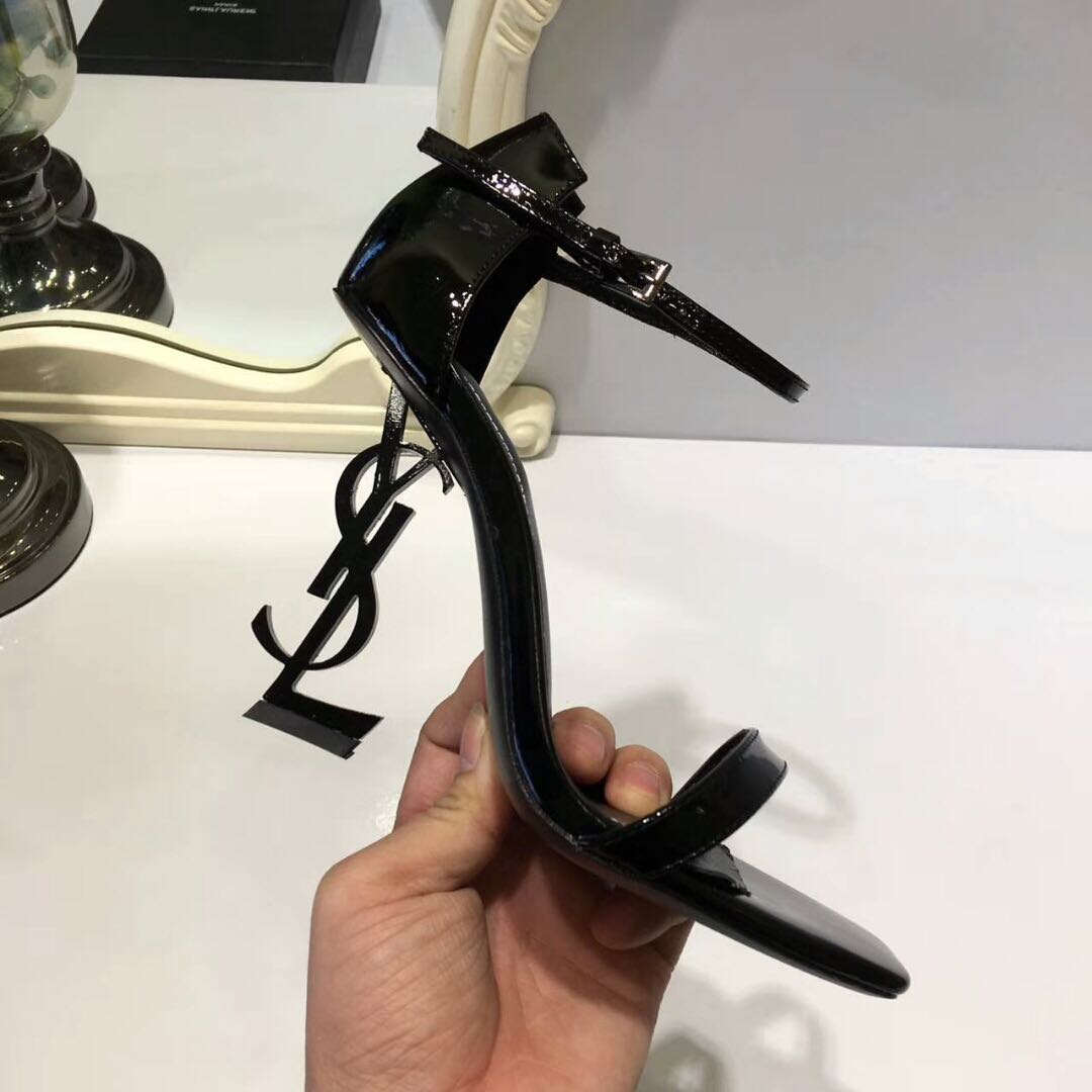 Y51 SANDALS HEEL