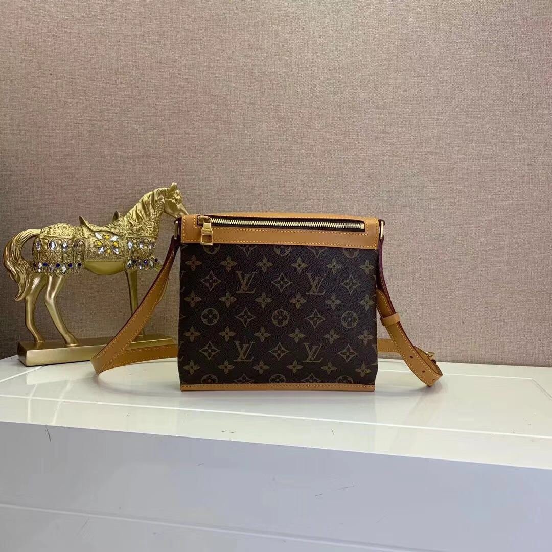 LV SLanting Monogram Bag M44659