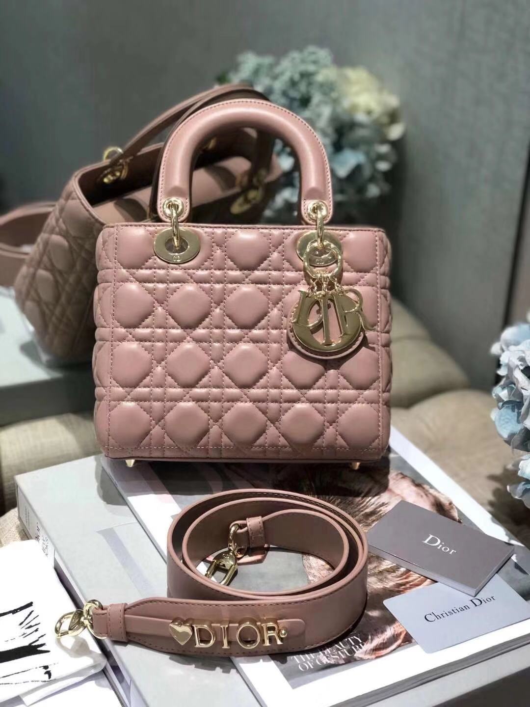 D10r Lady D10r 20cm