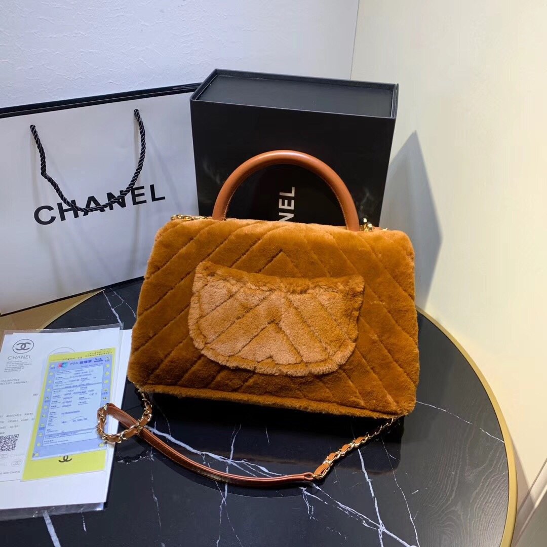 Ch**el handbag 28cm