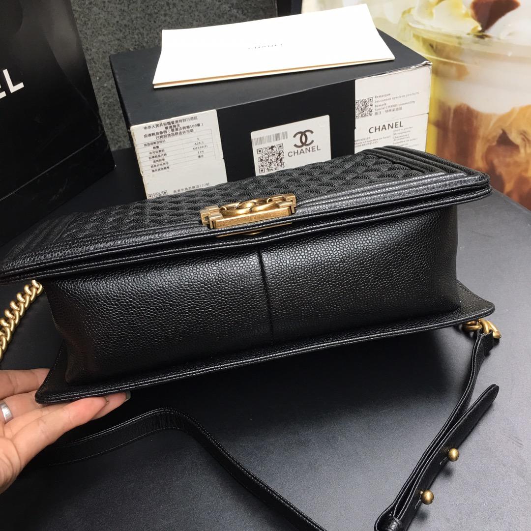 Ch**el Leboy Caviar 30cm gold hardware