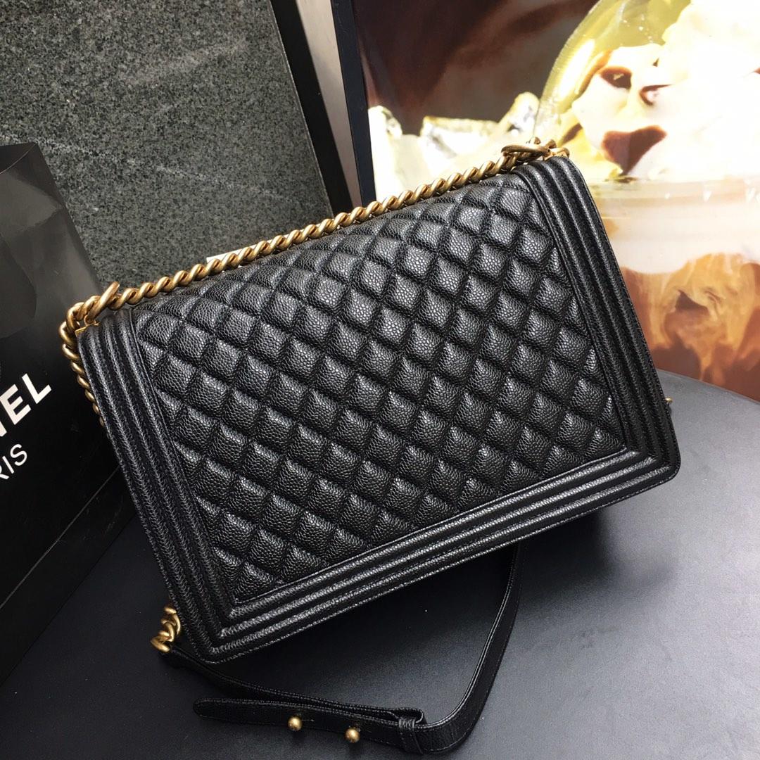 Ch**el Leboy Caviar 30cm gold hardware