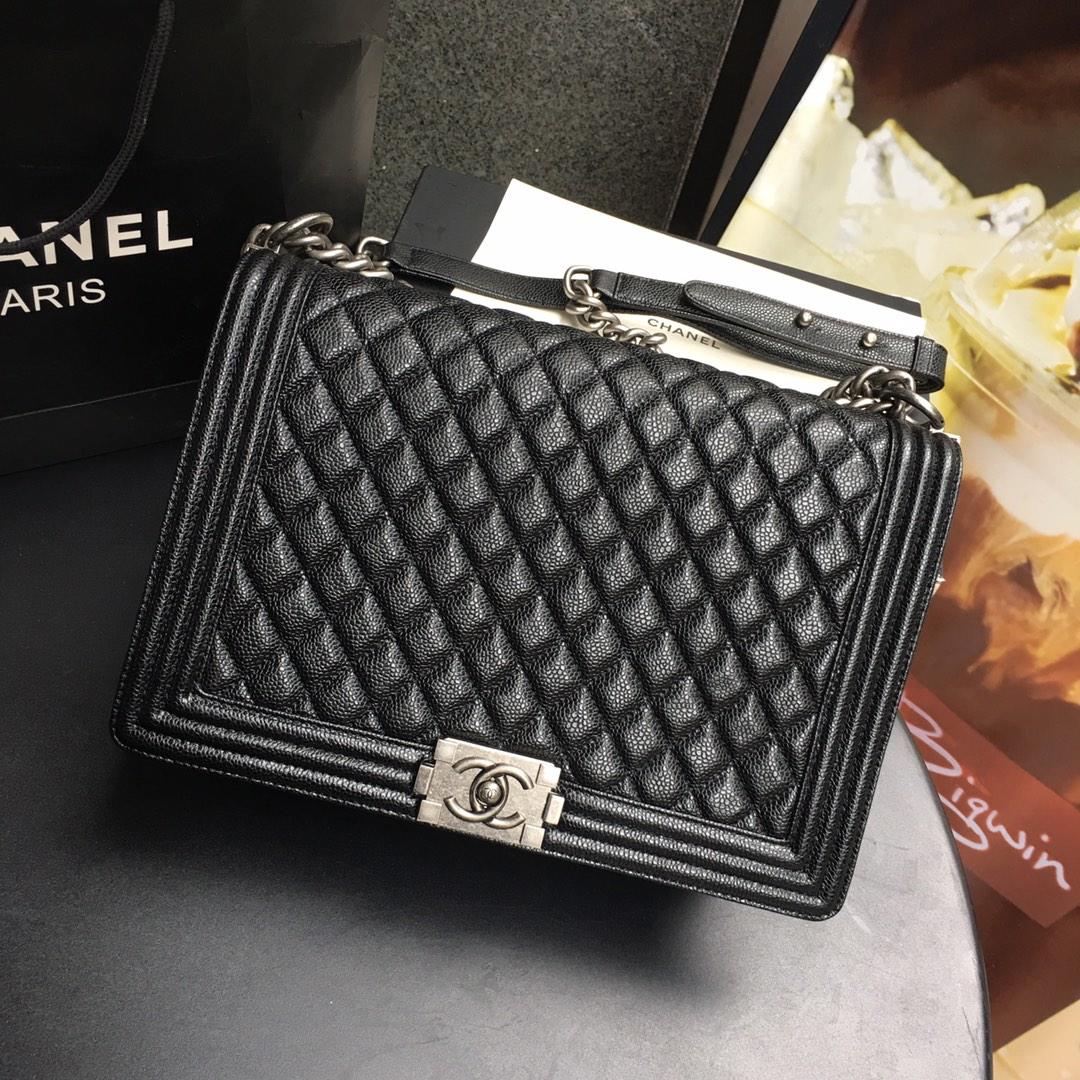 Ch**el Leboy Caviar 30cm silver hardware
