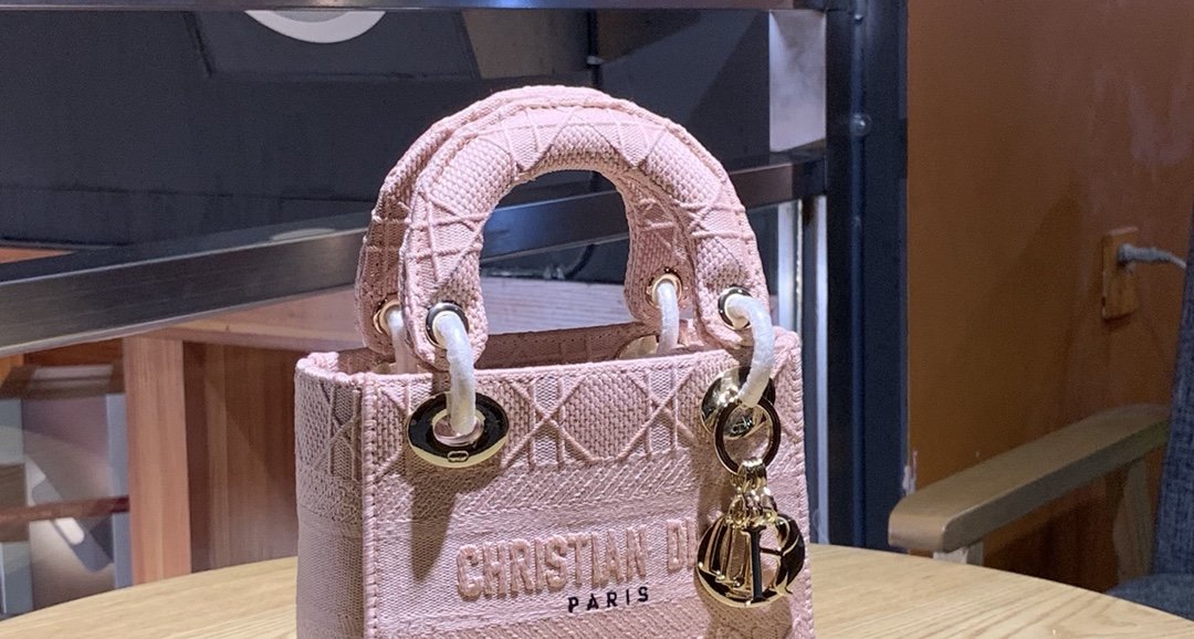 Chr1st1an D10r bag 17cm Pink