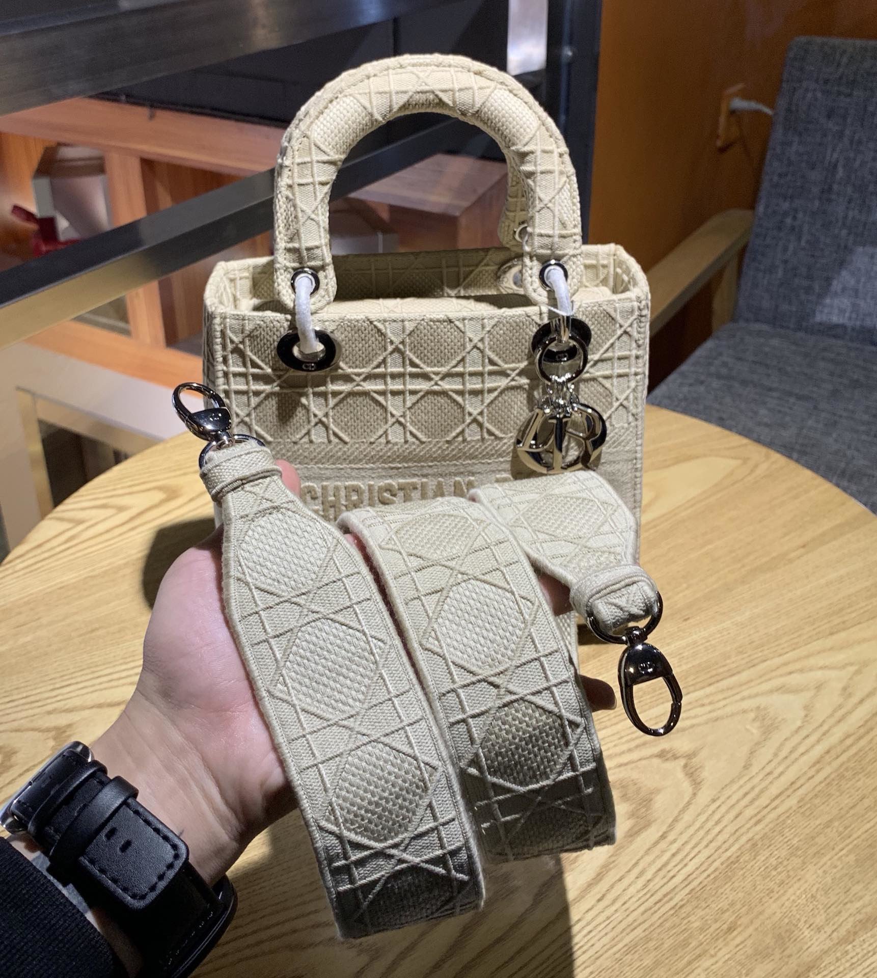 Chr1st1an D10r bag 24cm white