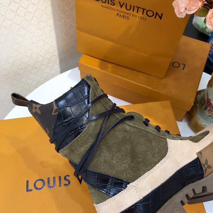 L0vis Vvtt0n BOOTS