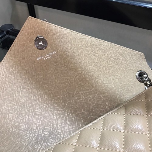 Y51 Envelope Large Bag 002