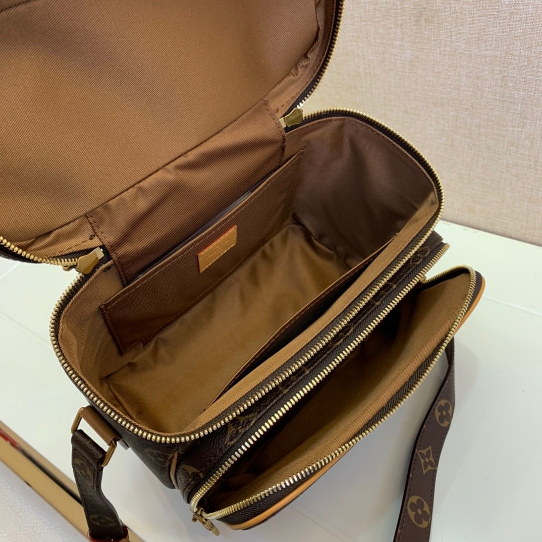 L0vis Vvtt0n Monogram bag M44937