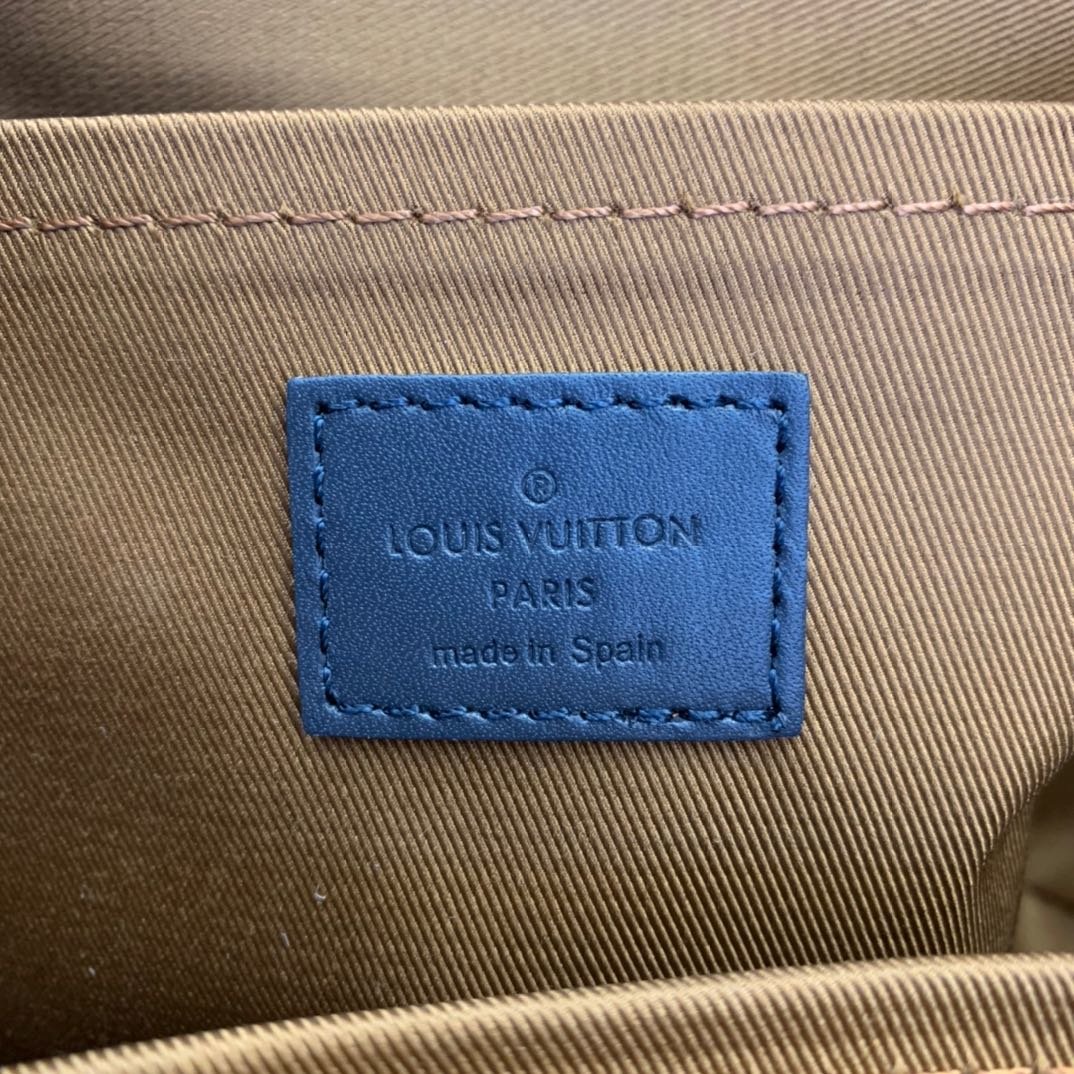 L0vis Vvtt0n bag M44937