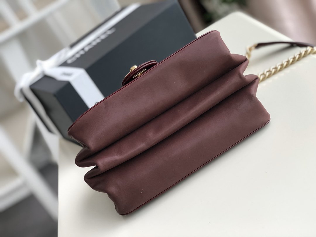 Ch**el flap bag 19cm