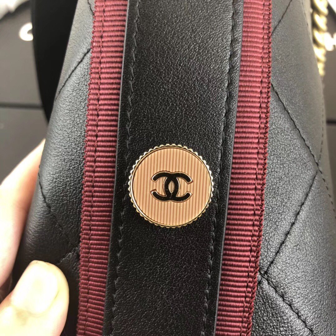 Ch**el Hobo Handbag A57573 20cm