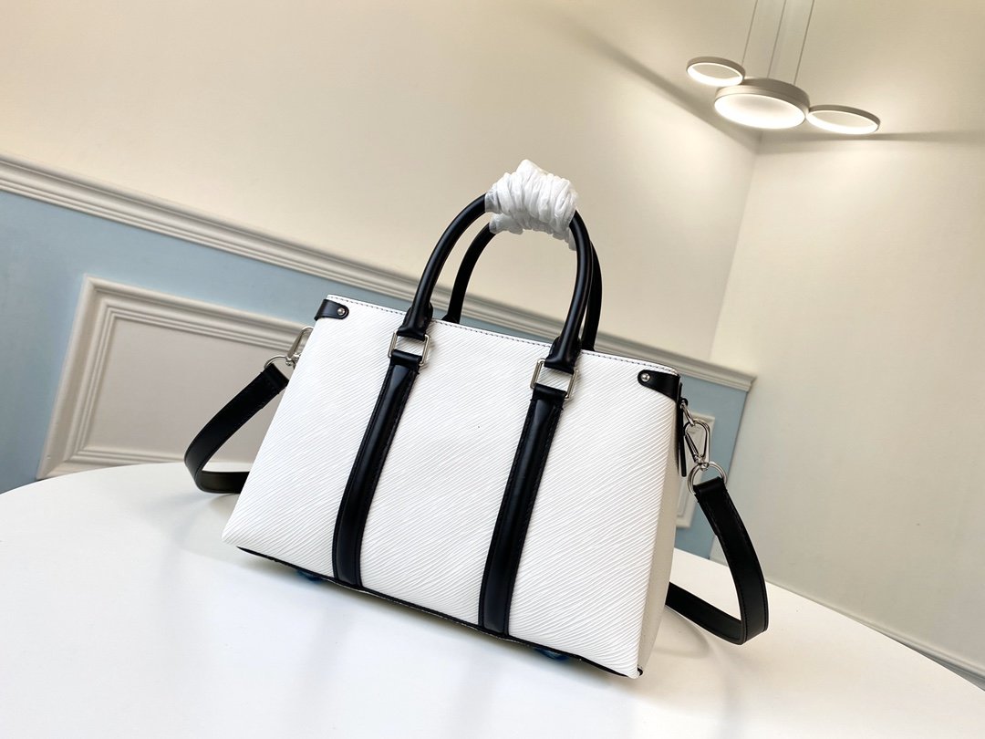 L0vis Vvtt0n Twist Tote M55613 White