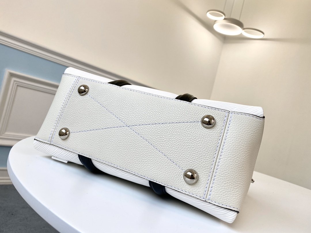 L0vis Vvtt0n Twist Tote M55613 White