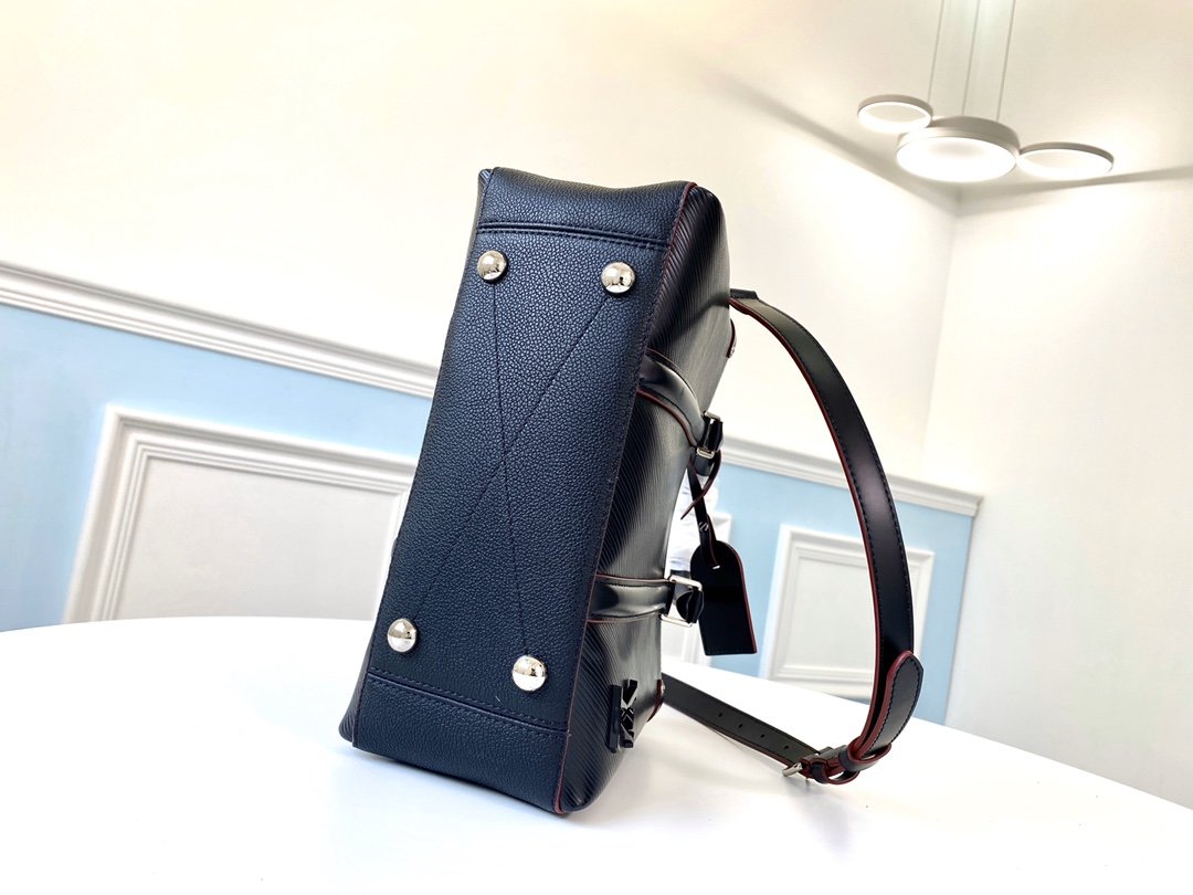 L0vis Vvtt0n Twist Tote M55613 Black
