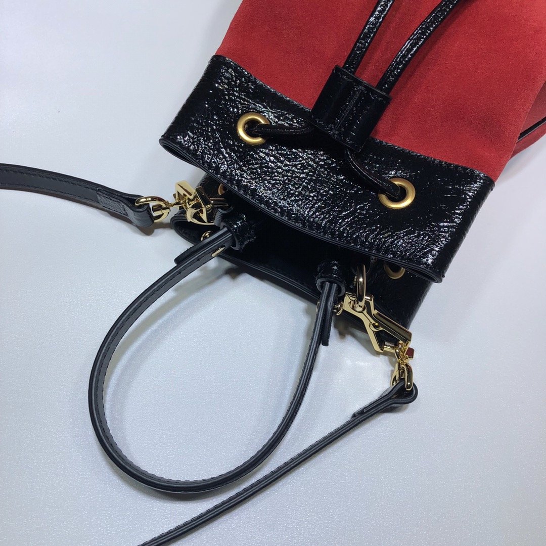 Gvc*1 Ophidia small GG bucket bag 001