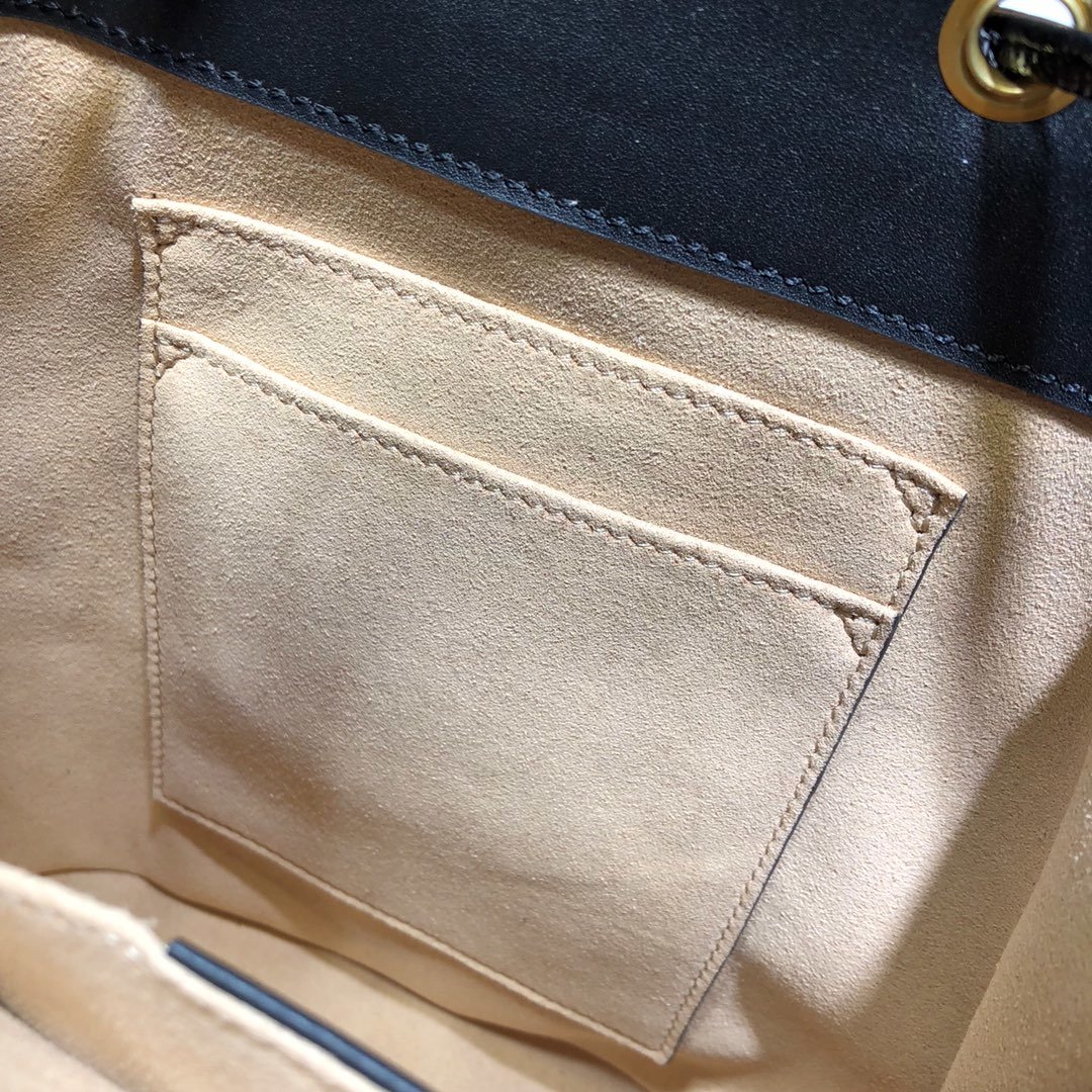 Gvc*1 Ophidia small GG bucket bag 001
