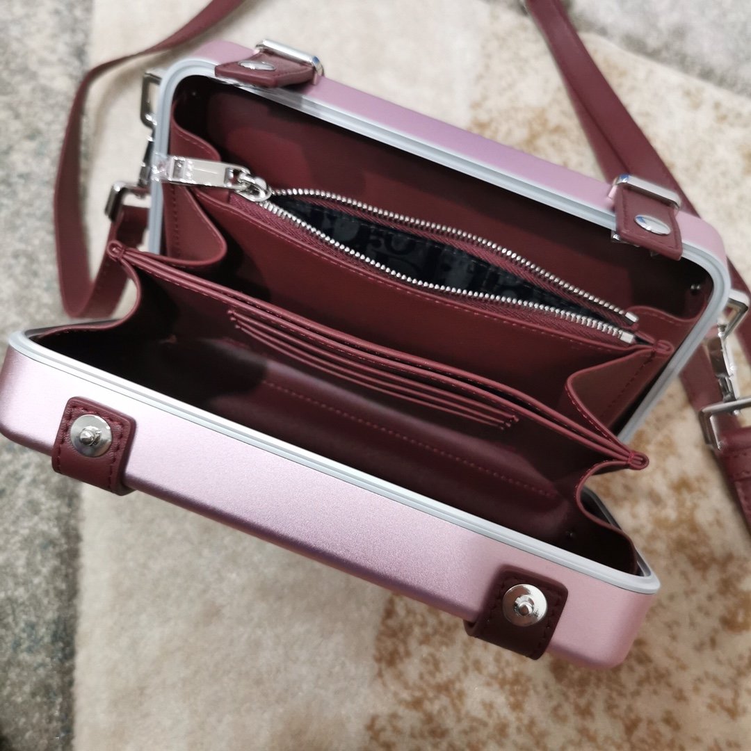 D10r Mini Travel Box 001