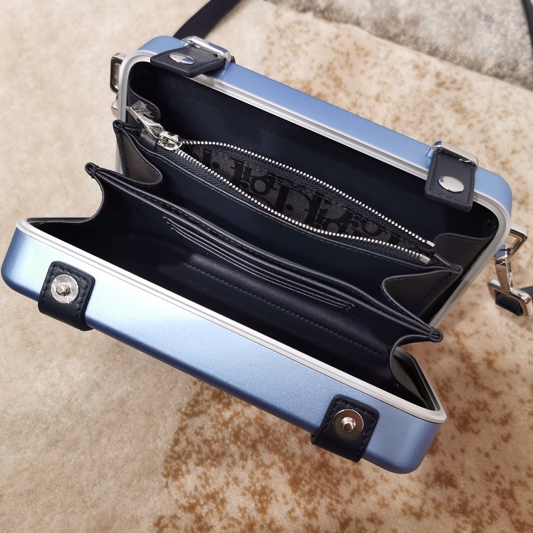 D10r Mini Travel Box 002