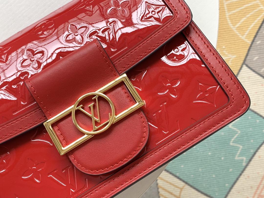 LV M44580 Dauphine Mini 004