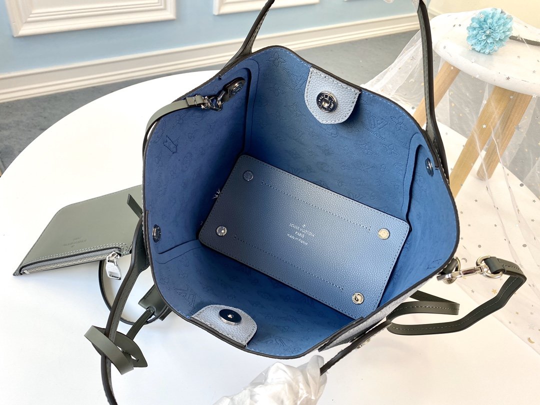 L0vis Vvtt0n HINA M52975 Handbag