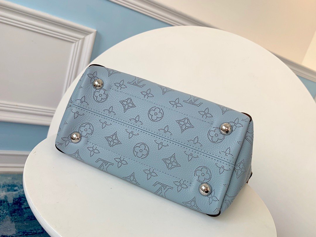 L0vis Vvtt0n HINA M52975 Handbag 001