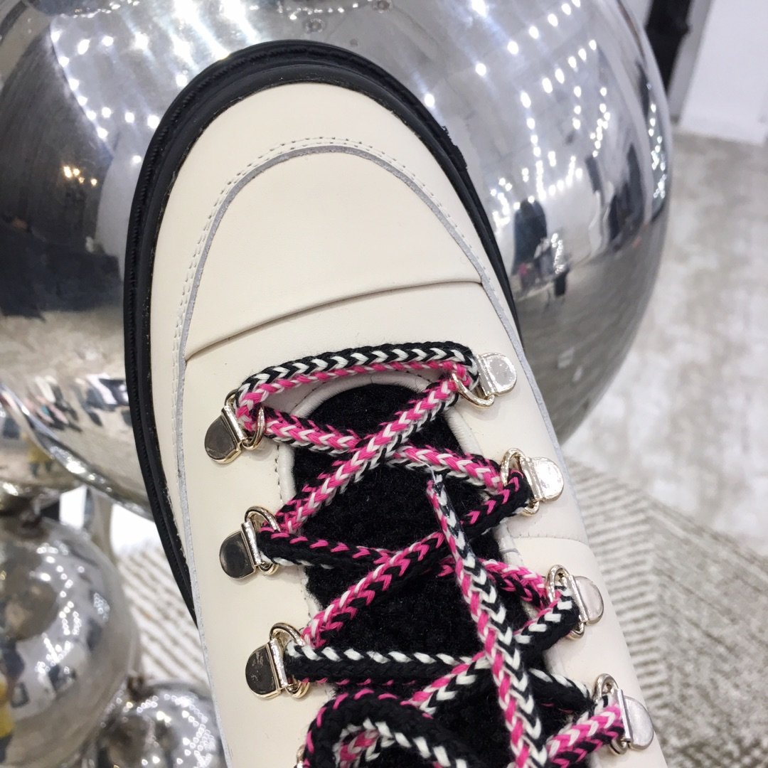 Ch**el Boots 001
