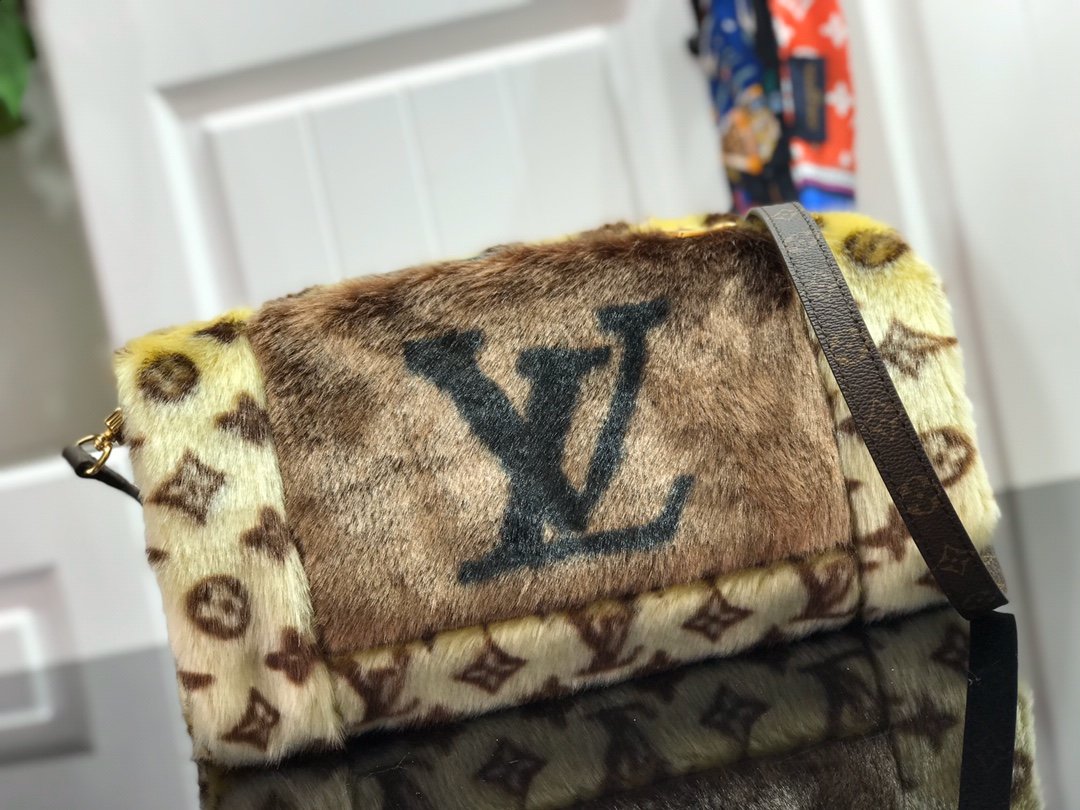 L0vis Vvtt0n Monogram Mink M76094