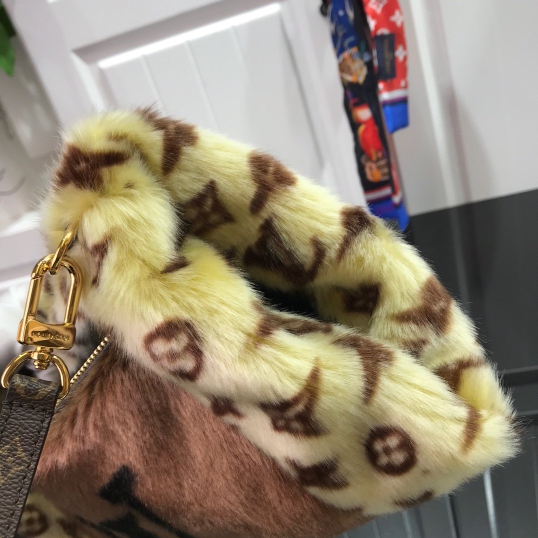 L0vis Vvtt0n Monogram Mink M76094