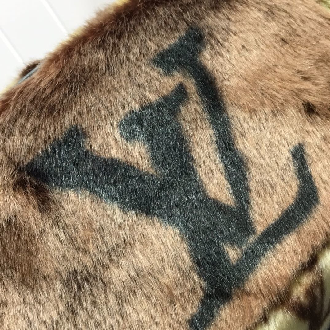 L0vis Vvtt0n Monogram Mink M76094