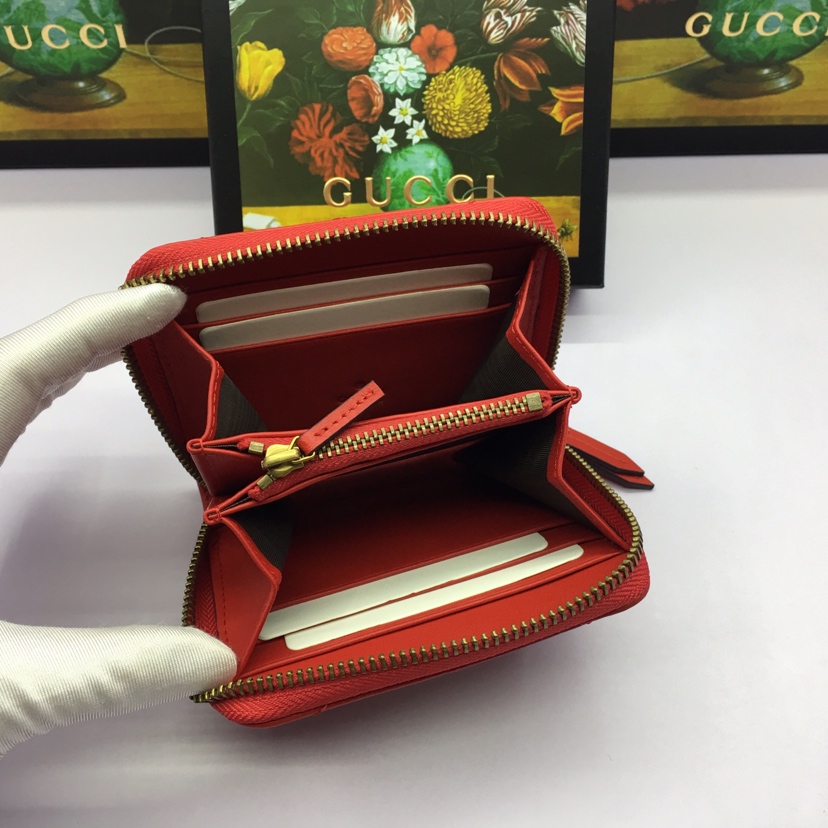 Gvc*1 Wallet 474813 Red