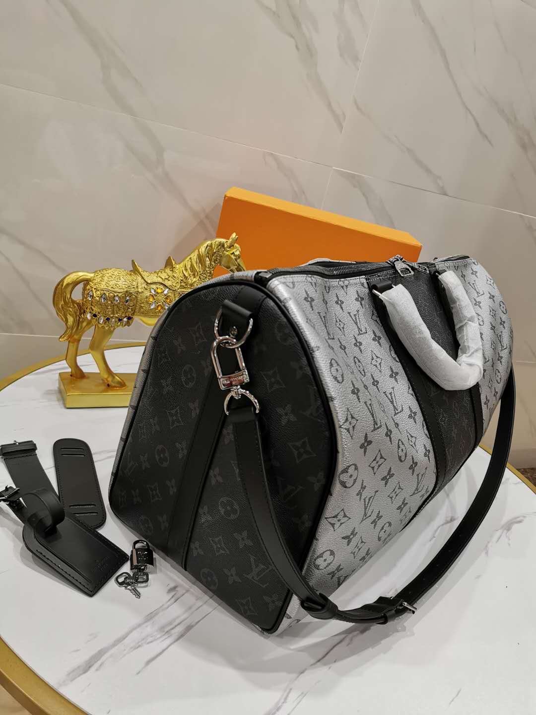 L0vis Vvtt0n M43818 Monogram Keepall 50