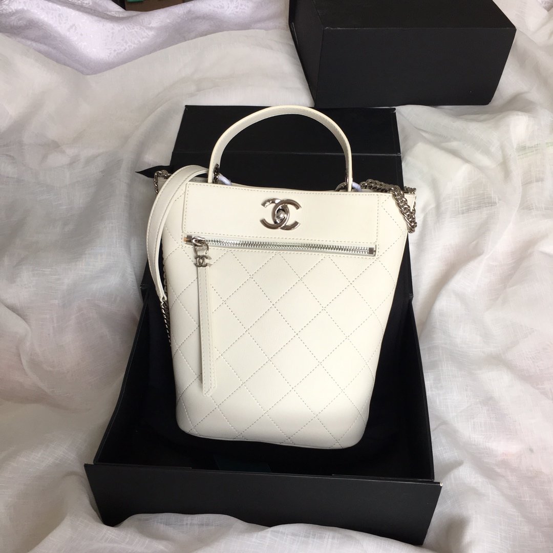 Ch**el Handbag S0577