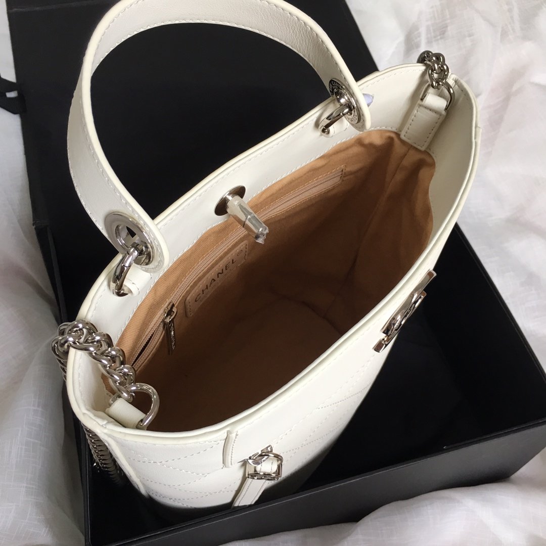 Ch**el Handbag S0577