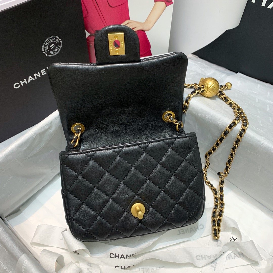 Ch**el Mini Flap Bag 17cm Black