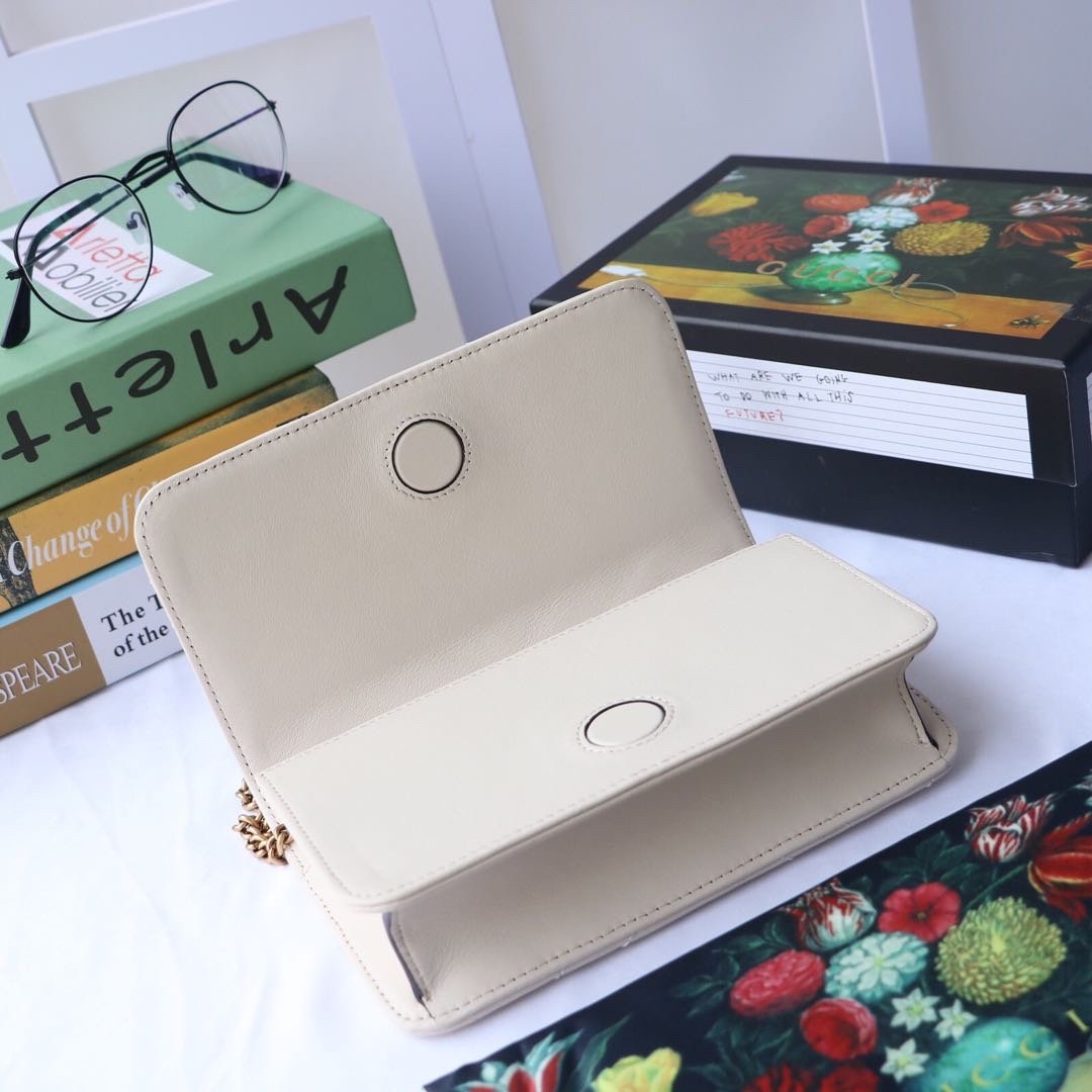 Gvc*1 Marmont Mini bag White