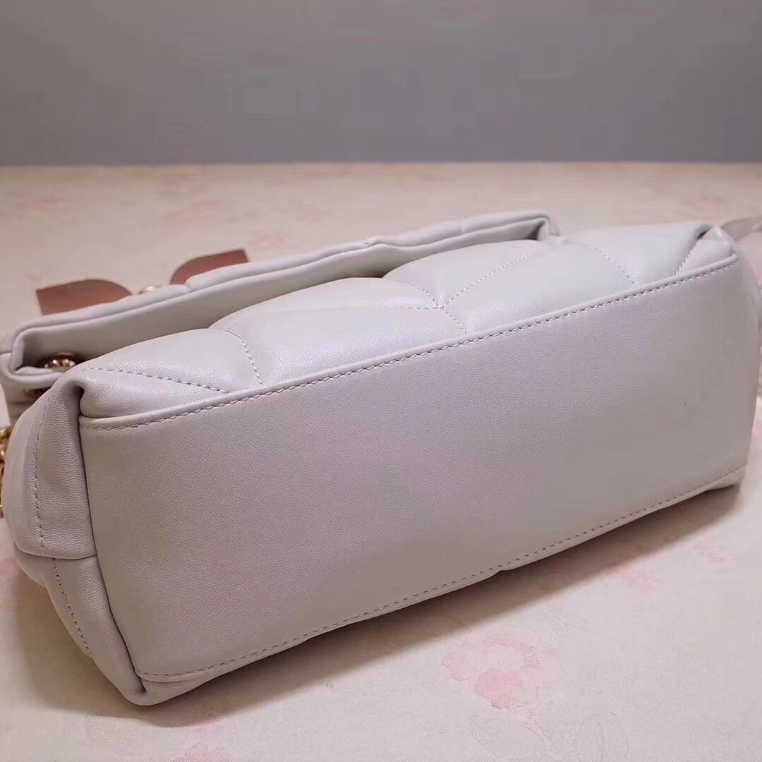Y51 Puffer White