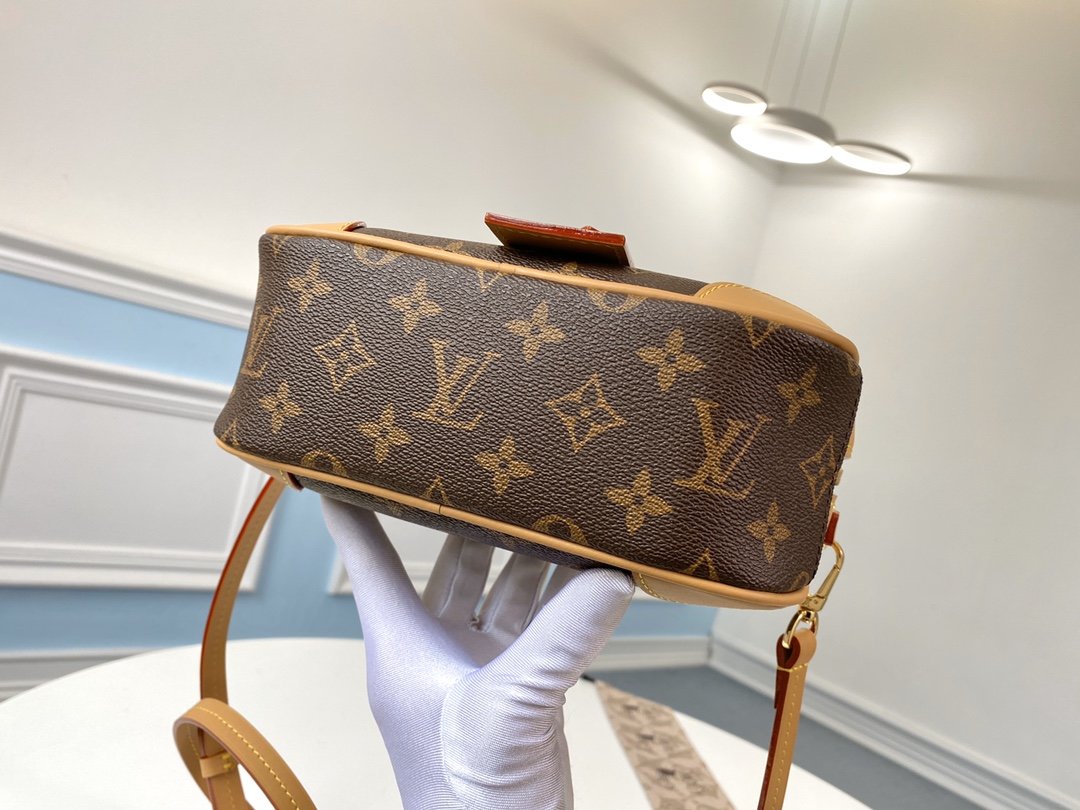 Lv M45528 Nicolas Ghesquière Mini Luggage