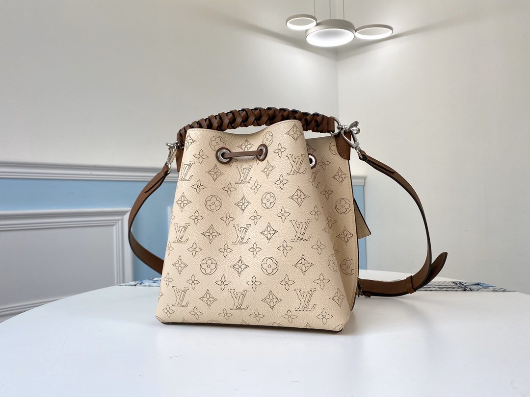 L0vis Vvtt0n Muria Mahina Handbags M55801