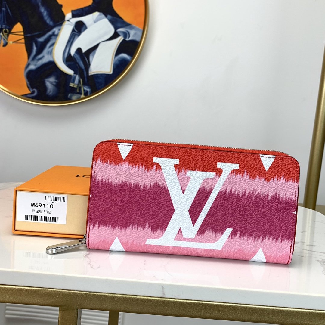 L0vis Vvtt0n Escale Zippy Wallet M69110